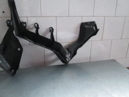 DESNA UNUTRASNJA PLASTIKA